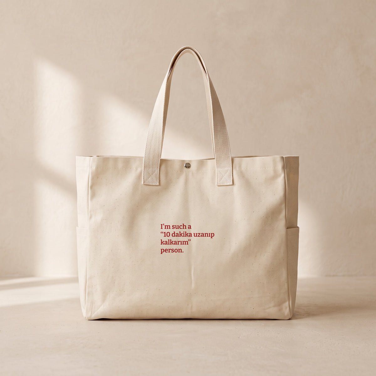 10 dakika uzanıp kalkarım - Çıtçıtlı Tote Bag