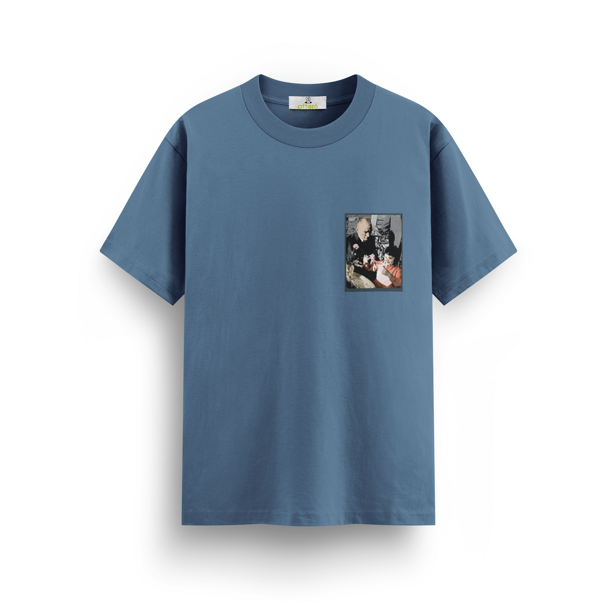 The Little Bouquet - Regular T-shirt