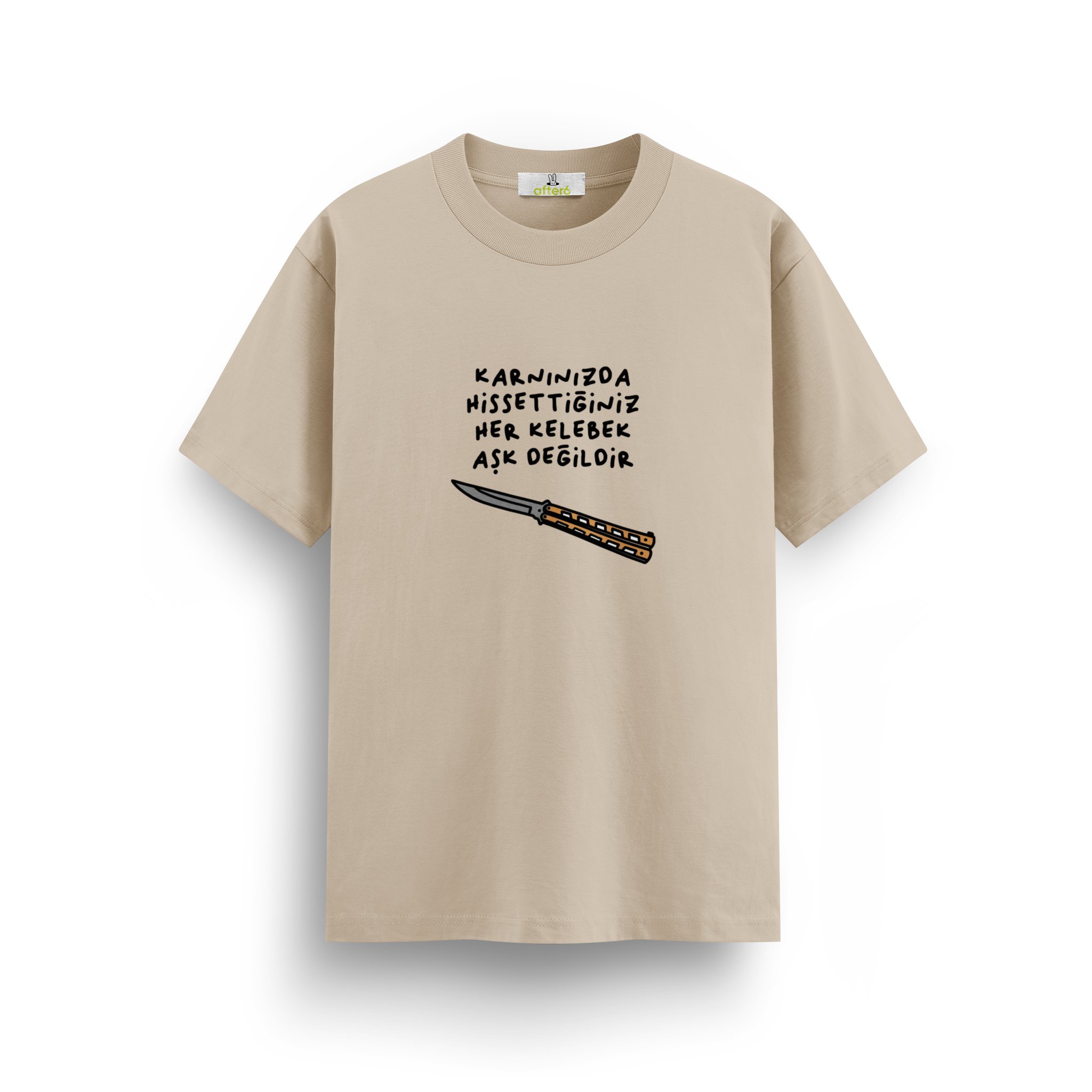 Her Kelebek Aşk Değildir - Regular T-shirt