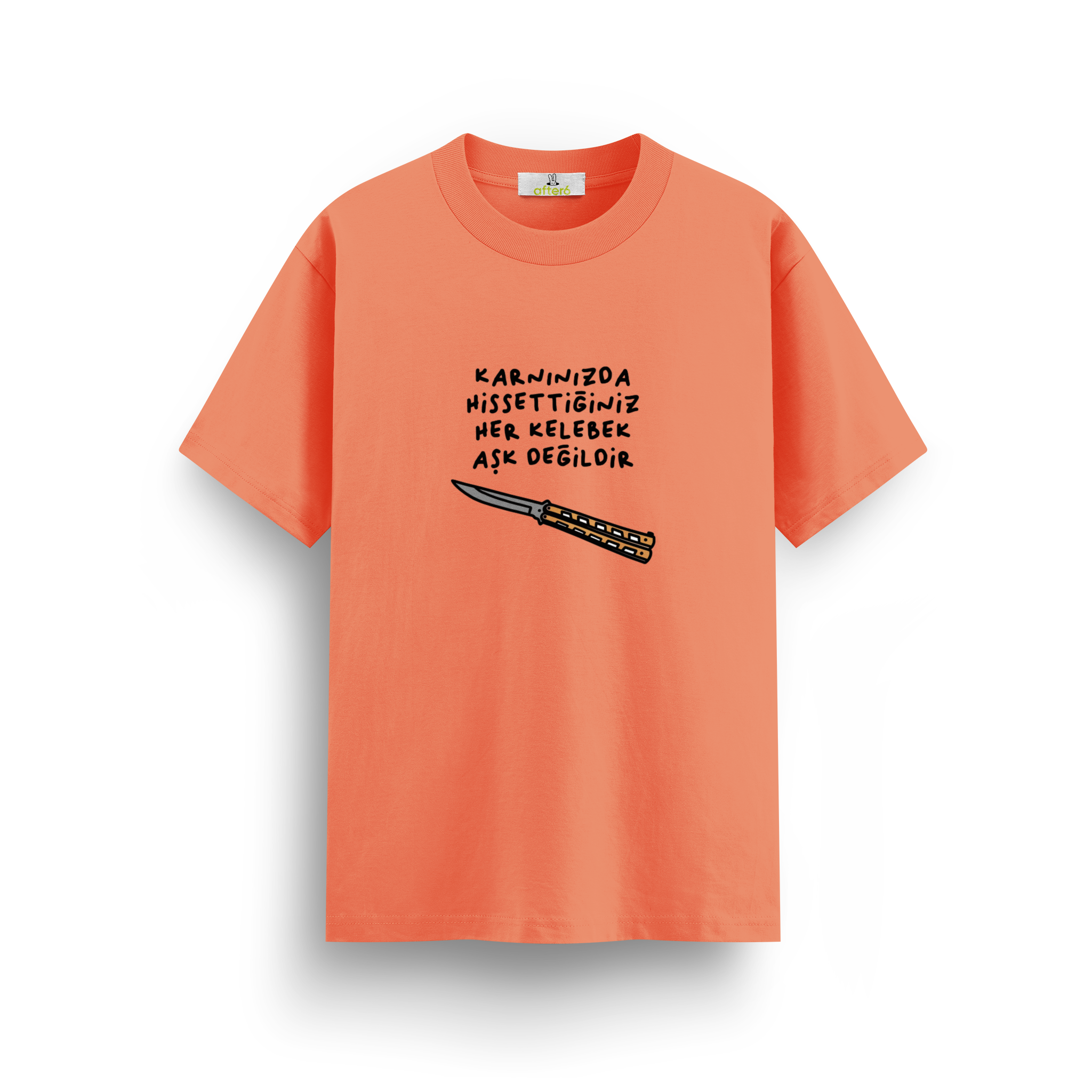Her Kelebek Aşk Değildir - Regular T-shirt