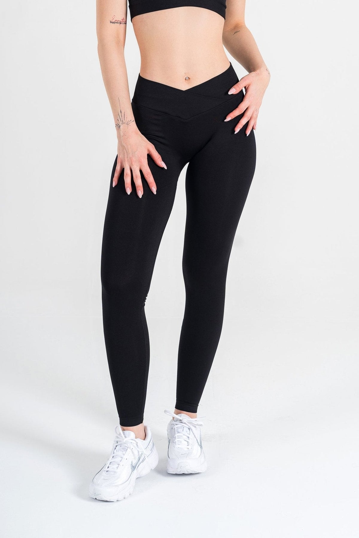 AURA TAYT | BLACK Spor ve Günlük Kombin - LUNISY