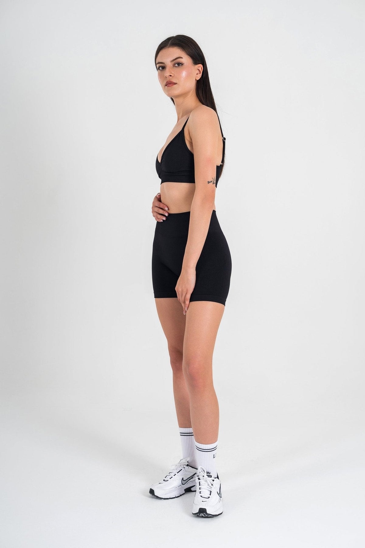 ICON ŞORT | BLACK Spor ve Günlük Kombin - LUNISY