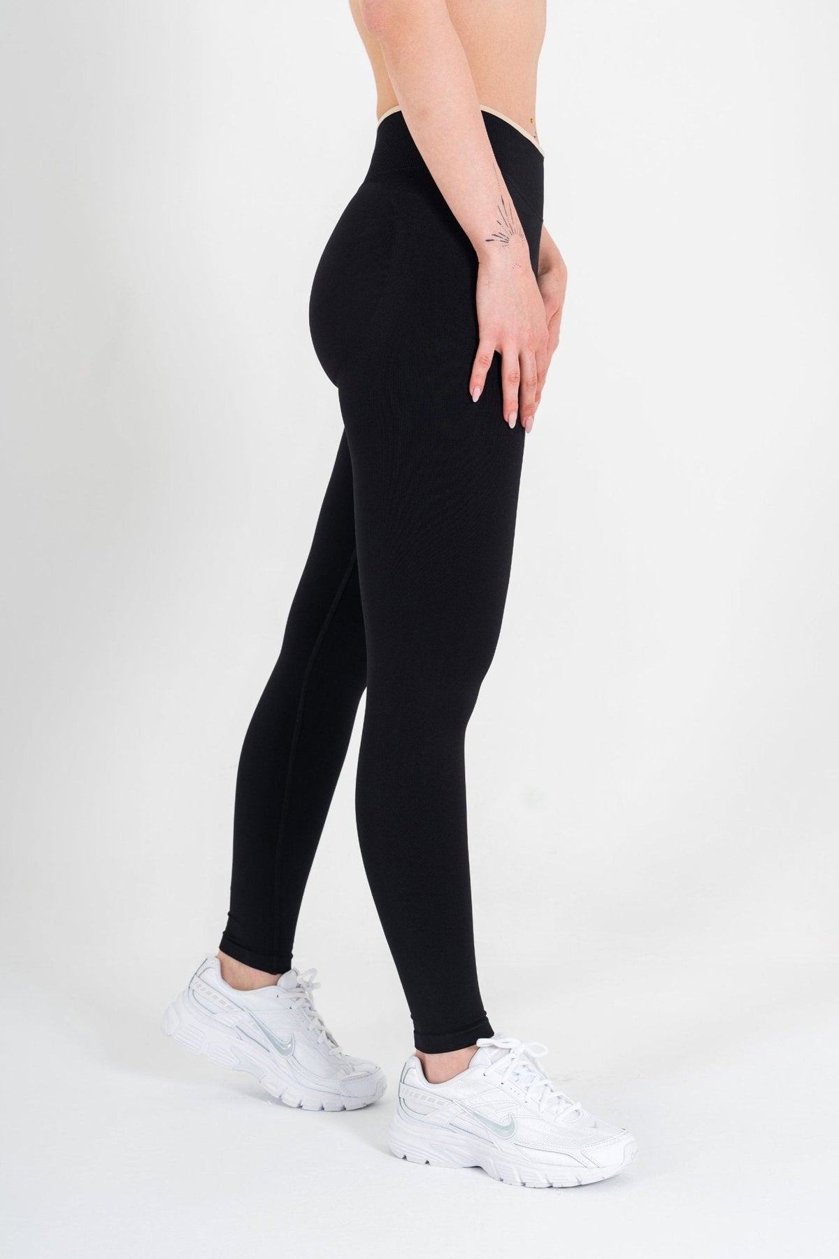 NOVA TAYT | BLACK Spor ve Günlük Kombin - LUNISY